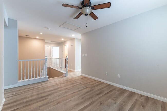 Building Photo - Summerlin West Resort Style Home