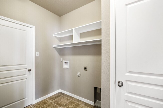 Building Photo - 3 Bedroom Home in Wyndham Hills (Academy I...