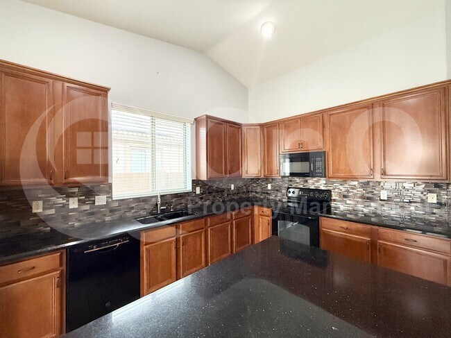 Building Photo - 15564 W Mescal St
