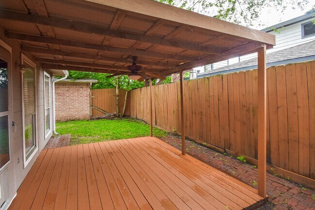 Building Photo - 7822 Greenedge Dr