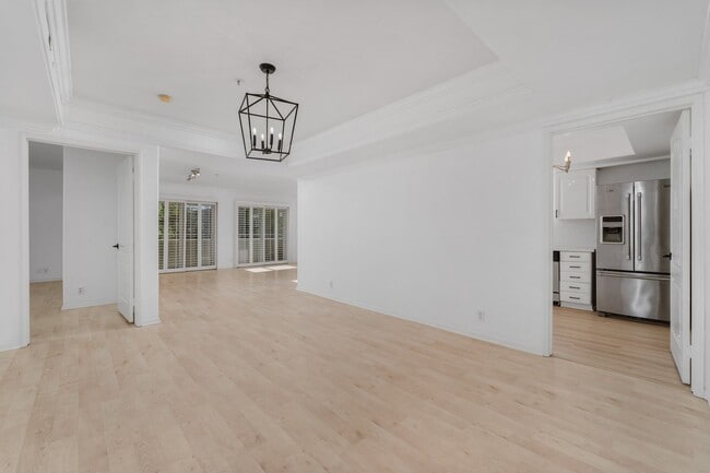 Building Photo - Charming 2-Bedroom, 3-Bathroom Home for Rent