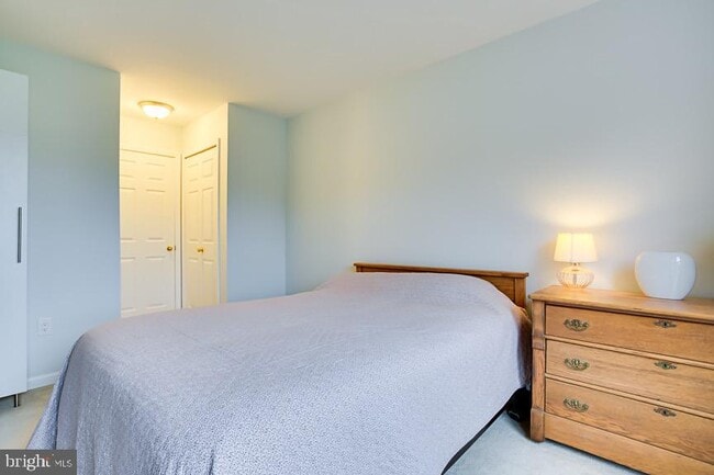 Building Photo - 12867 Mill House Ct