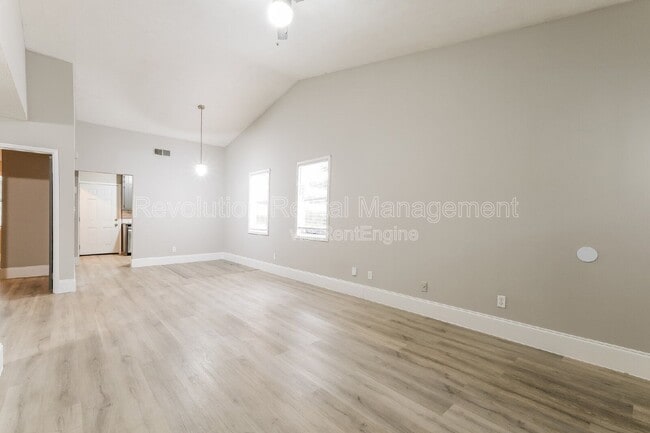 Building Photo - 1158 Pinedale Cir NW