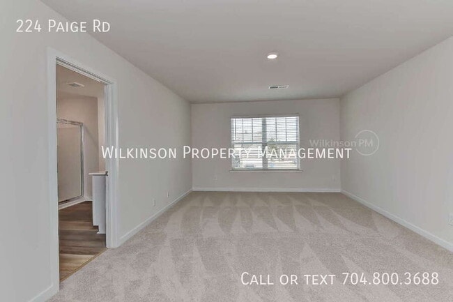 Building Photo - 224 Paige Rd