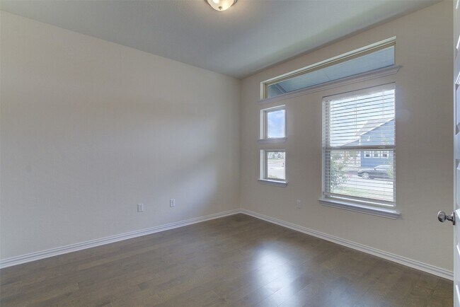 Building Photo - 8729 Belknap Rd.