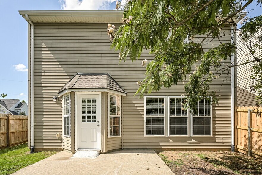 Building Photo - 3131 Penn Meade Way