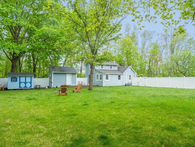 Building Photo - 36 Brackett Rd