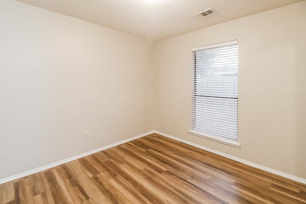 Building Photo - 4209 Vincent Terrace