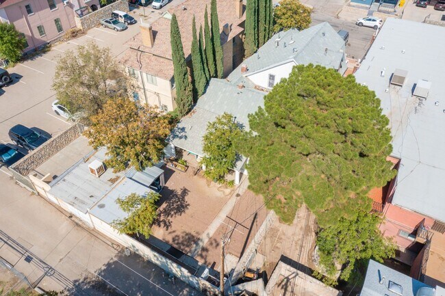 Building Photo - 709 N St Vrain St