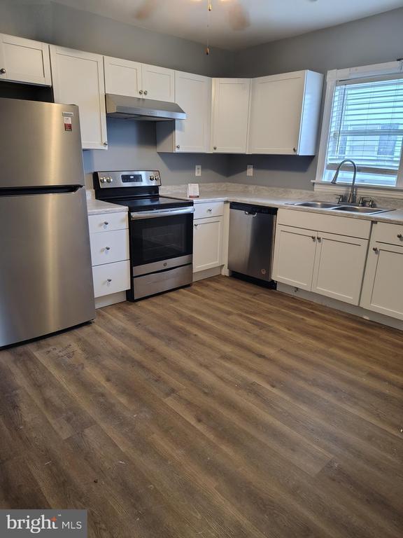 Building Photo - 232 S Illinois Ave