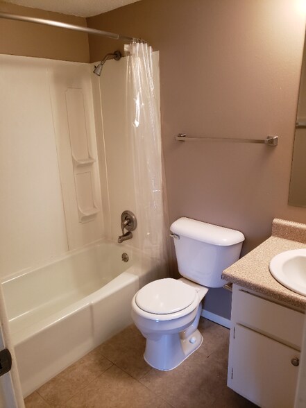 Building Photo - 7100 Van Dorn St