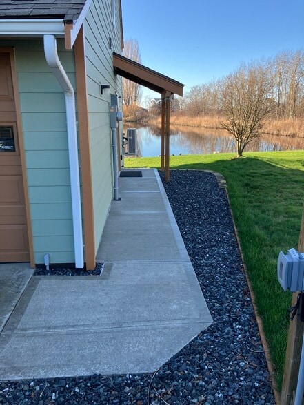 Building Photo - 4120 Stuart Cir