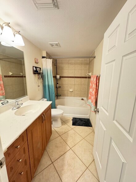 Building Photo - 6556 Emerald Dunes Dr