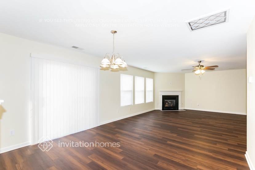 Building Photo - 1536 April Knoll Ct