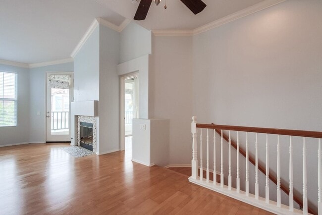 Building Photo - ***Available for move in on June 30, 2025*...