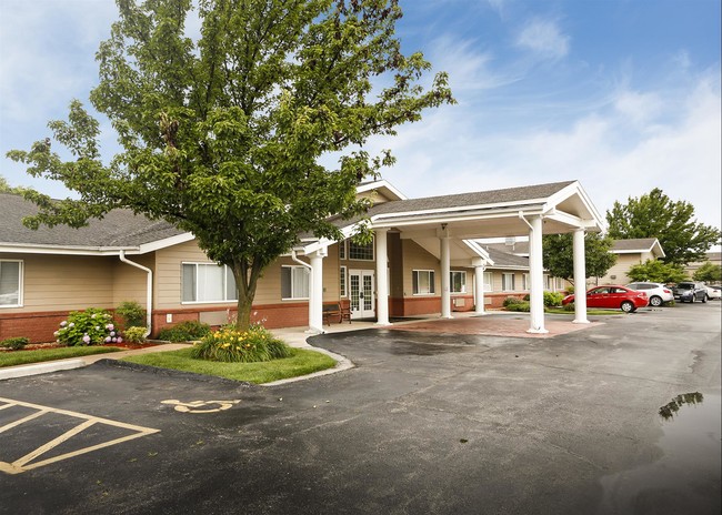 The Gardens Independent Living - Springfield, MO | Apartment Finder