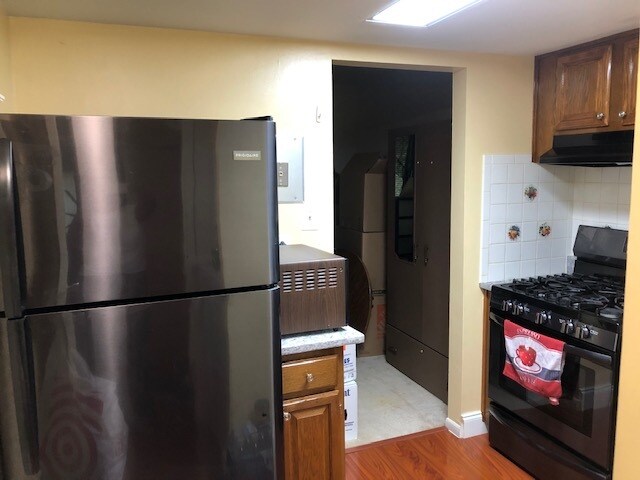 Building Photo - 1400 Northgate Sq