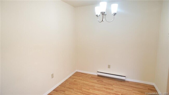 Building Photo - 37 Ferris Ave