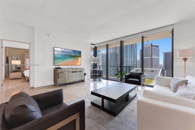 Building Photo - 88 SW 7th St