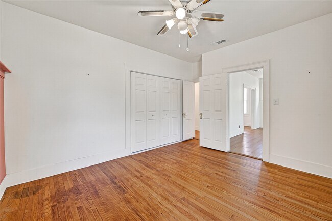 Building Photo - 2519 Stevens St