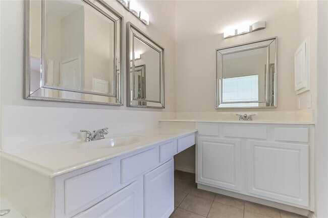 Building Photo - 3313 Pebble Beach Ln