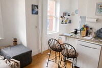 Building Photo - 108 Myrtle St