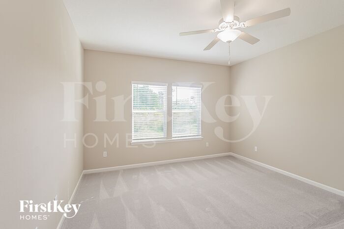 Building Photo - 5659 Kellar Cir