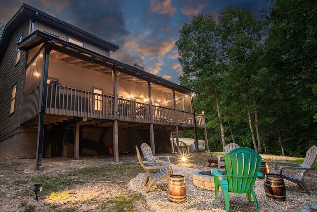 Building Photo - 4050 Henson Rd