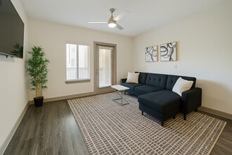 Building Photo - 7210 Henneman Way