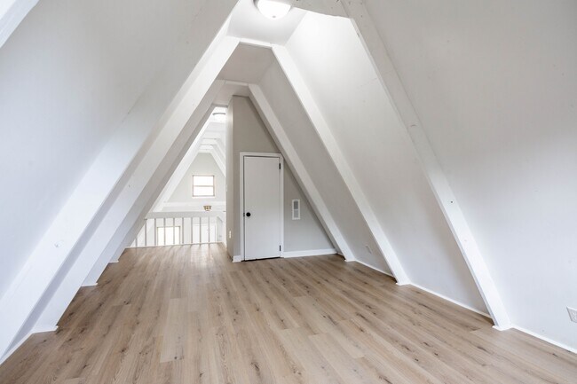 Building Photo - 90 Park St