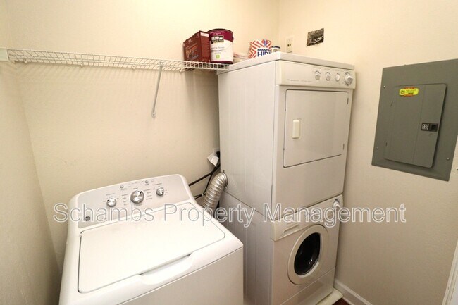 Building Photo - 223 Eyam Hall Ln