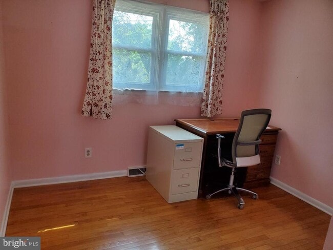 Building Photo - 4 Albertson Blvd