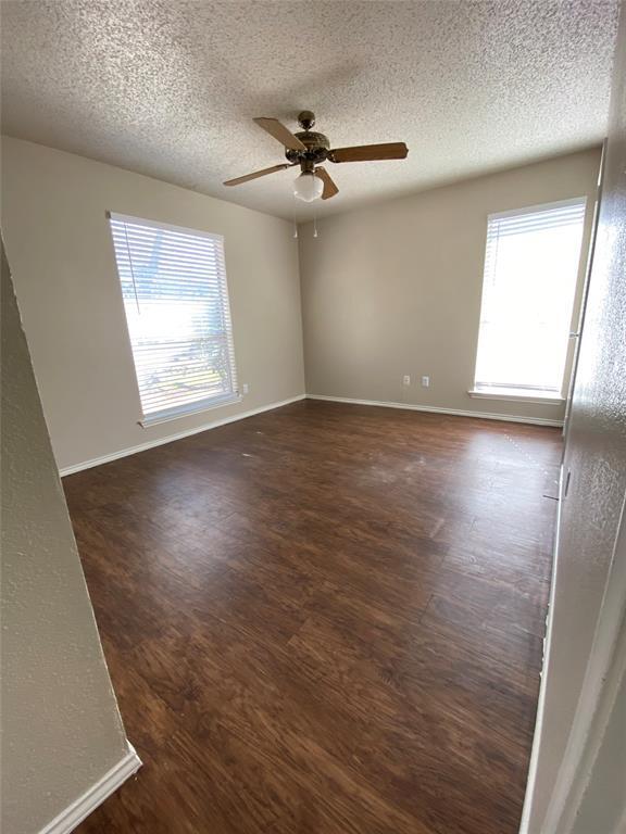 Building Photo - 2024 Redwing Way