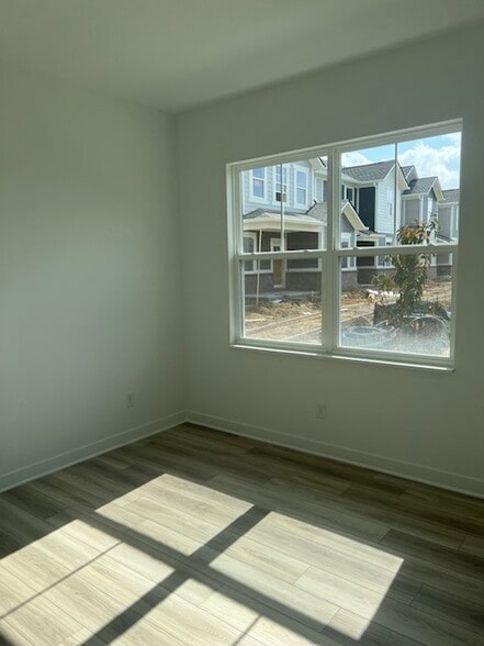 Building Photo - 1775 Trinity Ln