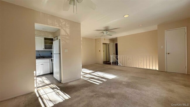 Building Photo - 3 Anchorage Ln