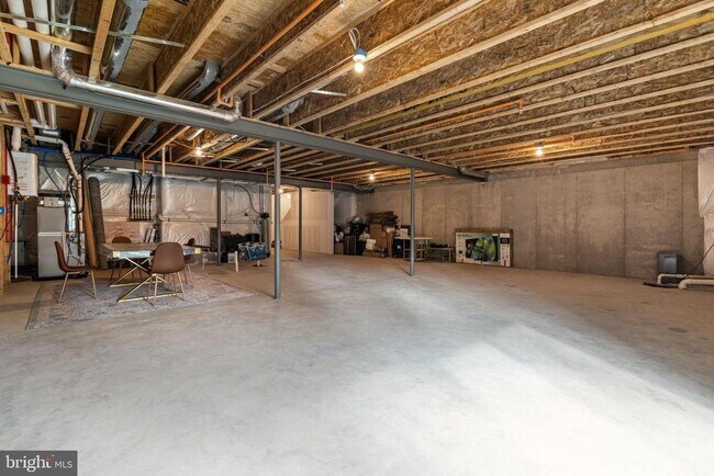 Building Photo - 15 Mill Creek Dr