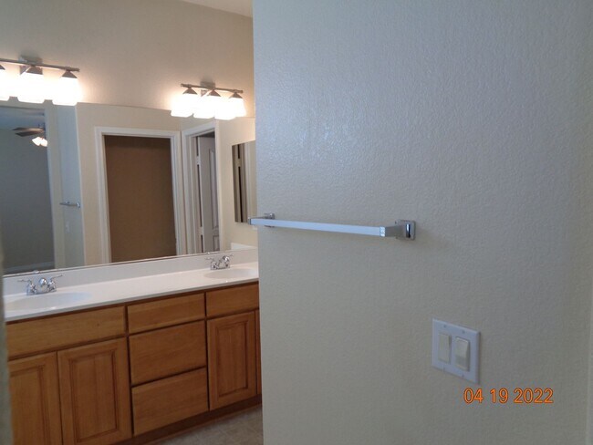 Building Photo - 3131 Perdot Ln