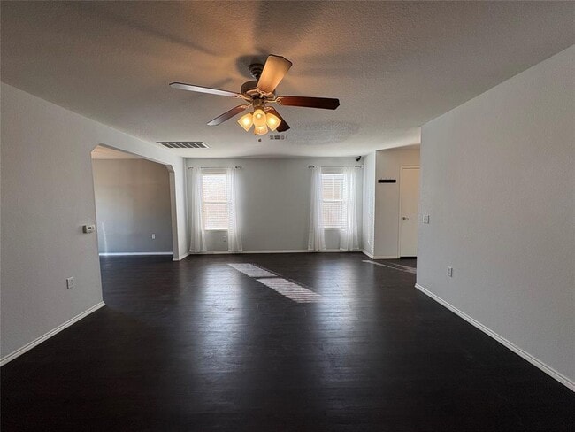 Building Photo - 8932 Southwick Dr