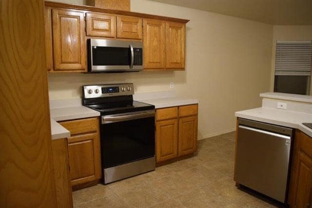 Building Photo - 1519 Misty Meadow Dr