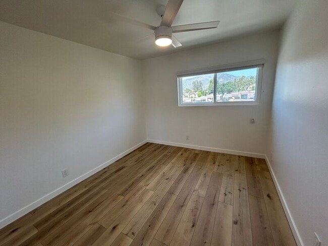 Building Photo - 10237 Tujunga Canyon Blvd