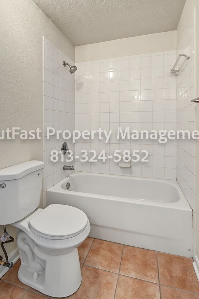 Building Photo - 5918 Mayglass Dr