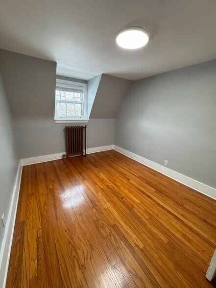 Building Photo - 18 Willett St