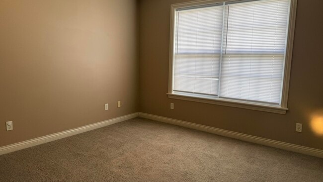 Building Photo - 5109 Lake Trout Ct