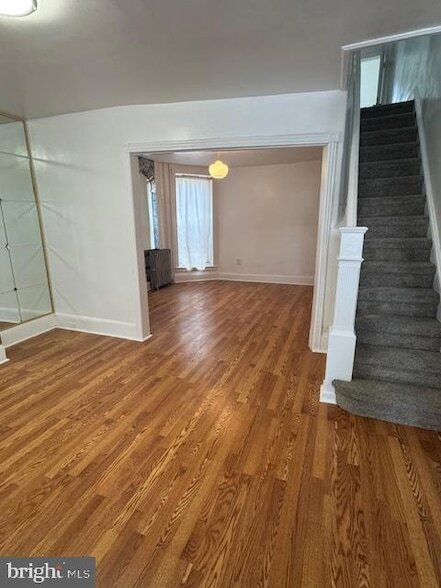 Building Photo - 6422 N Lambert St