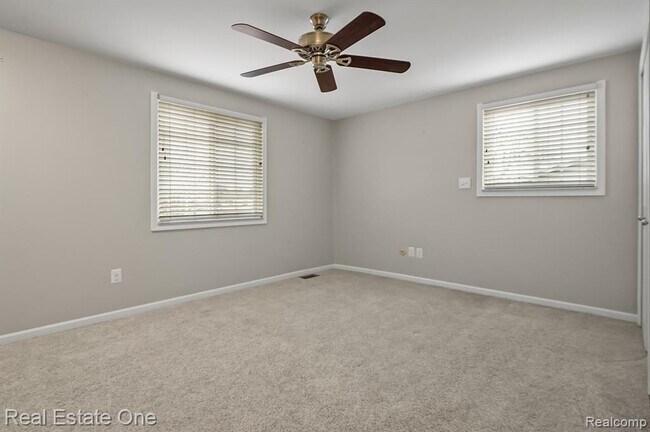 Building Photo - 4147 Greensboro Dr