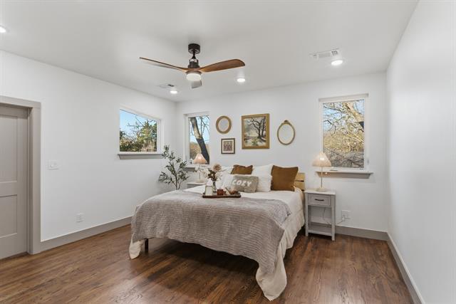 Building Photo - 819 Dubois St