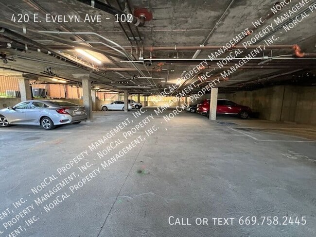 Building Photo - 420 E Evelyn Ave