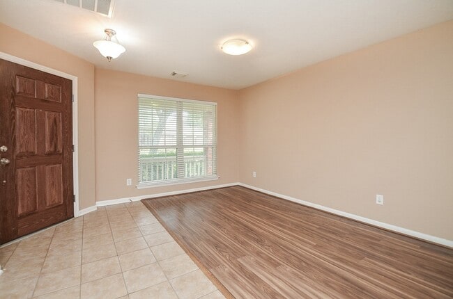 Building Photo - 7134 Winston Ranch Pkwy