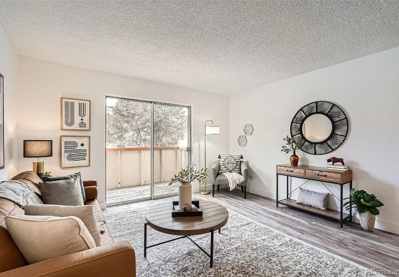 Building Photo - 10211 Ura Ln