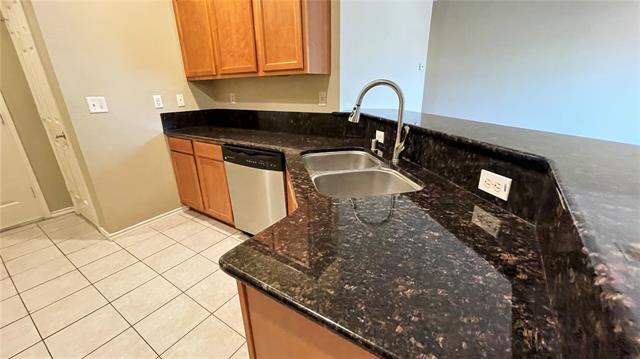 Building Photo - 1203 Reseda Dr